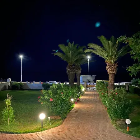 A Casa Di Nini E Nene - Fronte Mare Semesterbostad *