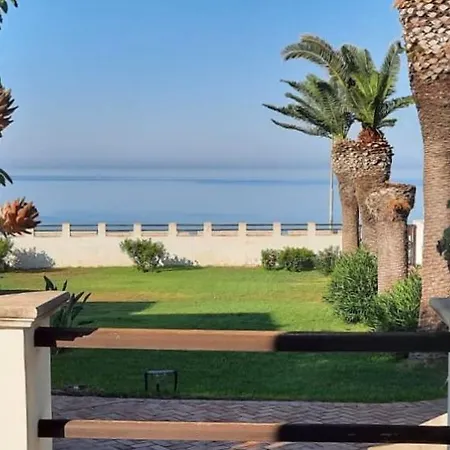 A Casa Di Nini E Nene - Fronte Mare Semesterbostad *