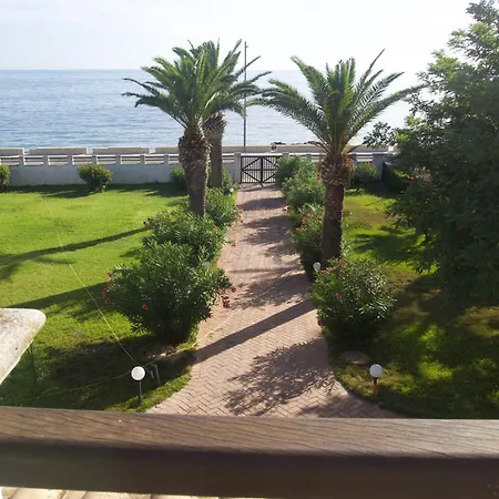 Semesterbostad A Casa Di Nini E Nene - Fronte Mare *